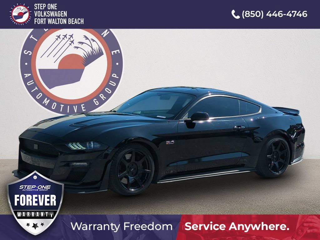 Used 2020 Ford Mustang GT Premium RWD image 1