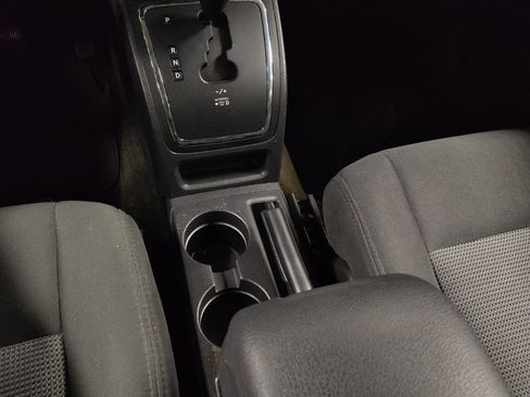 Used 2016 Jeep Patriot Latitude AWD/4WD image 26