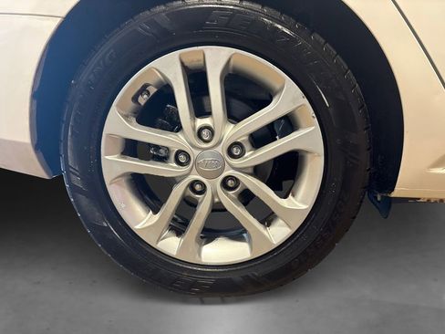 Used 2012 Kia Forte EX w/ Premium Pkg FWD image 18