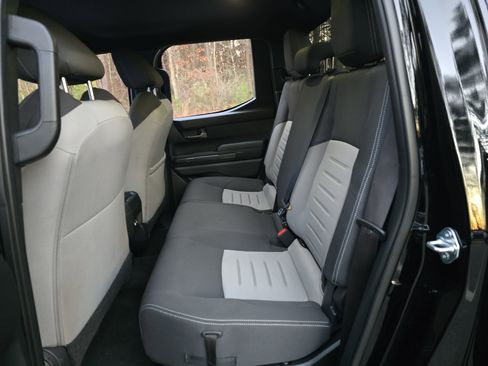 Certified 2025 Toyota Tacoma TRD Sport image 13