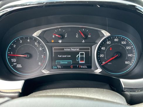 Used 2019 Chevrolet Traverse LT FWD image 13