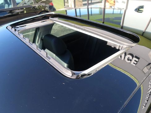 Used 2022 Honda Civic Touring image 41