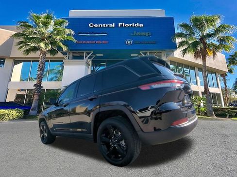 New 2026 Jeep Grand Cherokee Limited w/ Limited Altitude Package image 7