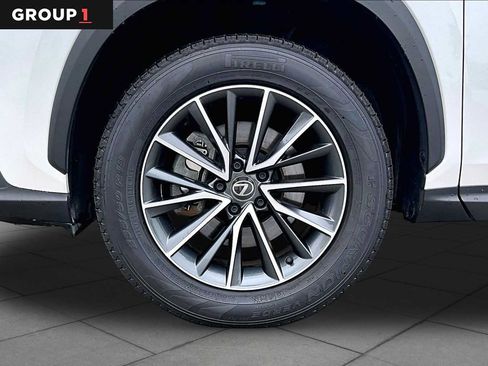 Used 2024 Lexus NX 250 FWD w/ Towing Package (2000 Lbs) image 9