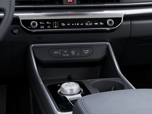 New 2026 Kia Carnival SX w/ SX Dark Edition Package FWD image 23