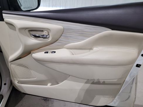 Used 2017 Nissan Murano Platinum image 61
