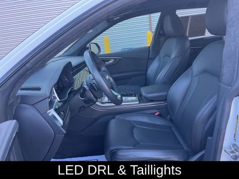 Used 2021 Audi Q8 Prestige image 31
