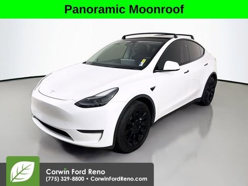 Used 2024 Tesla Model Y Long Range AWD/4WD image 3