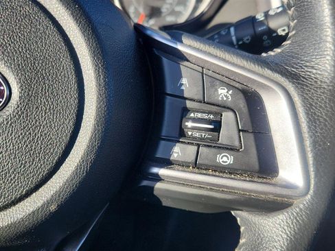 Used 2021 Subaru Ascent Premium w/ Convenience Package image 16