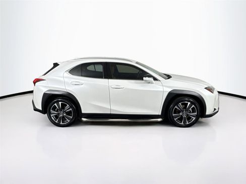 Used 2020 Lexus UX 200 image 8