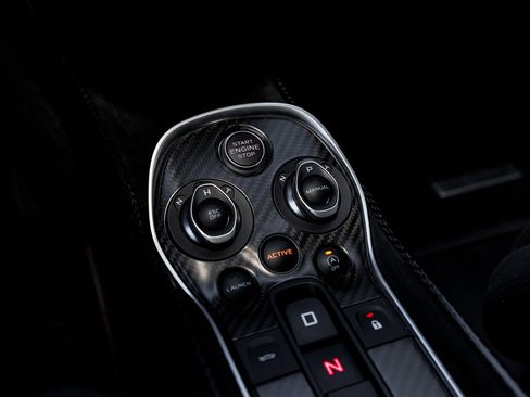 Used 2019 McLaren 600LT image 27