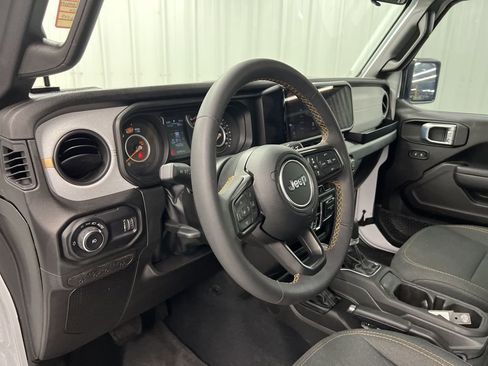Used 2024 Jeep Wrangler Sport S image 19