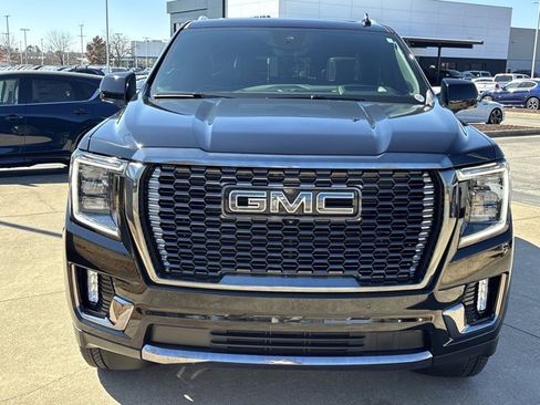 Used 2024 GMC Yukon Denali Ultimate w/ LPO, Floor Liner Package image 14