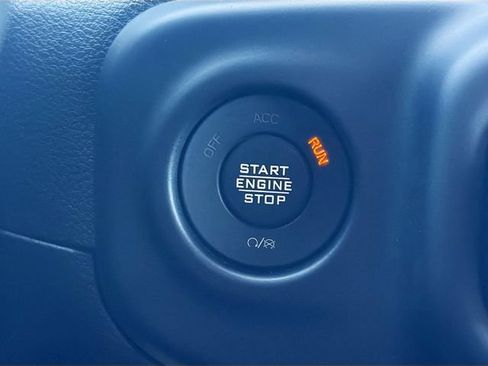 Used 2023 Jeep Wrangler Unlimited Sahara AWD/4WD image 35