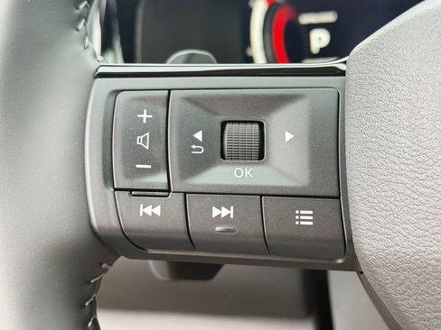 New 2026 Nissan Pathfinder SL FWD image 19
