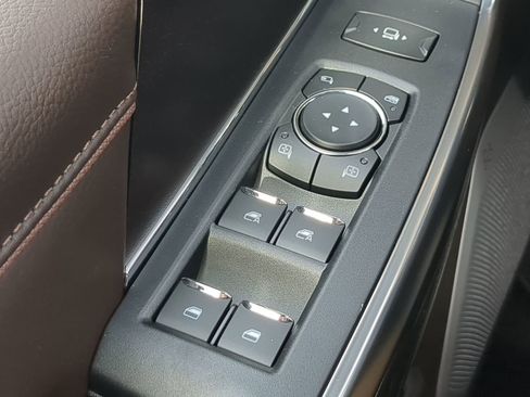 Used 2025 Ford F450 King Ranch w/ Chrome Package image 23