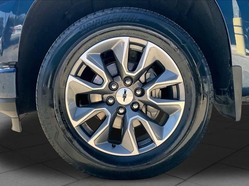 Used 2021 Chevrolet Silverado 1500 RST w/ Texas Edition Plus AWD/4WD image 11