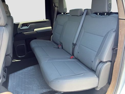 Used 2026 Chevrolet Silverado 2500 LT AWD/4WD image 14