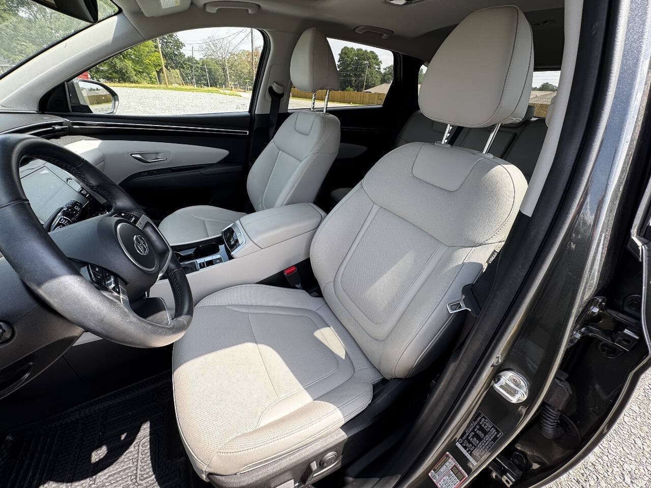 Used 2023 Hyundai Tucson SEL w/ Convenience Package FWD image 12