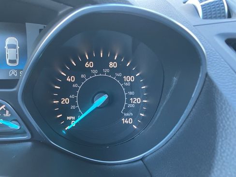 Used 2018 Ford Escape Titanium w/ Ford Safe & Smart Package image 14