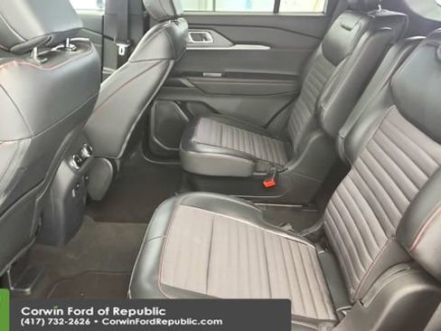 Certified 2025 Ford Explorer ST-Line AWD/4WD image 26