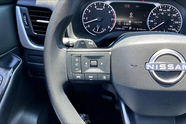 Certified 2026 Nissan Rogue S FWD image 11