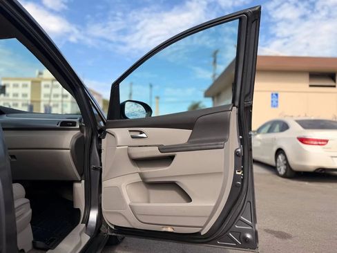Used 2014 Honda Odyssey EX-L image 40