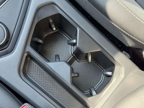 Used 2022 Volkswagen Taos SE w/ IQ.Drive SE Package image 22