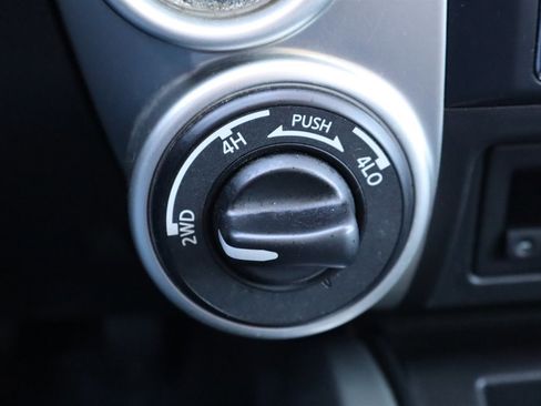Used 2016 Nissan Titan PRO-4X image 40