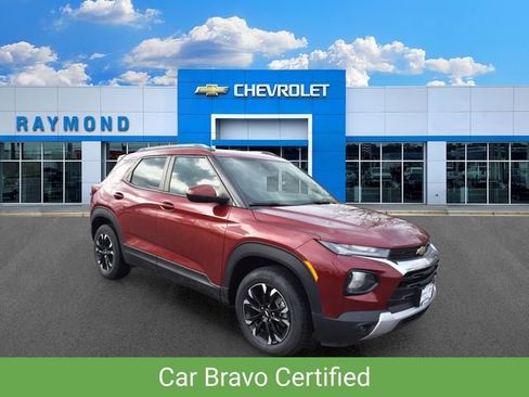 Used 2022 Chevrolet TrailBlazer LT AWD/4WD image 1