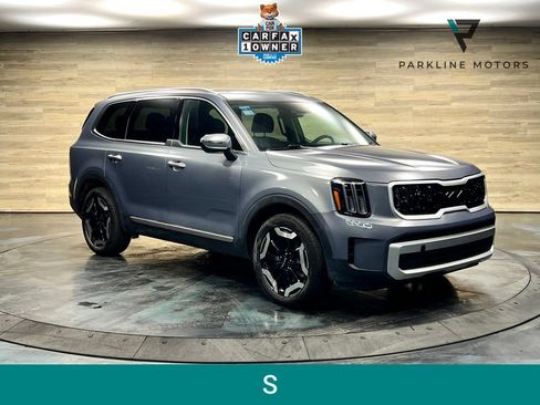 Used 2025 Kia Telluride S AWD/4WD image 1