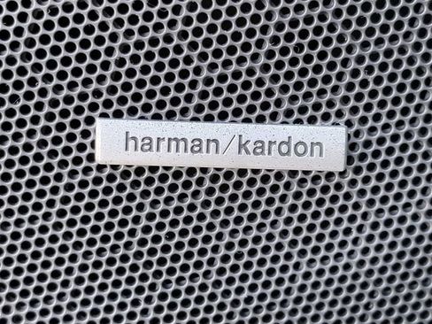 Used 2023 Subaru Forester Limited image 38