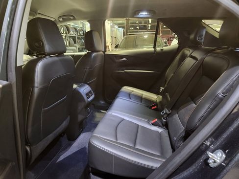 Used 2019 Chevrolet Equinox Premier image 17