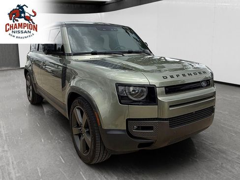 Used 2024 Land Rover Defender 110 SE AWD/4WD image 7