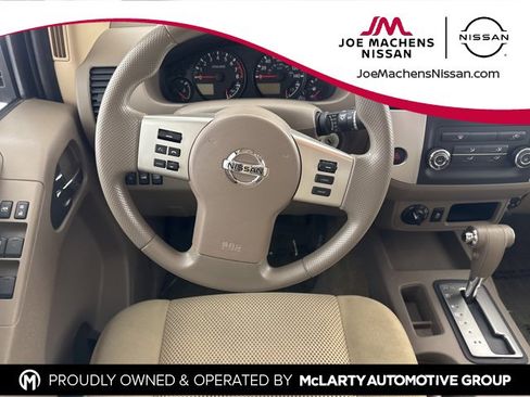 Used 2018 Nissan Frontier SV image 23