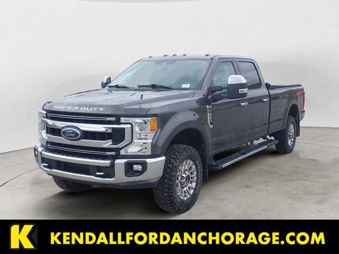 Used 2020 Ford F350 XLT w/ XLT Premium Package AWD/4WD image 1