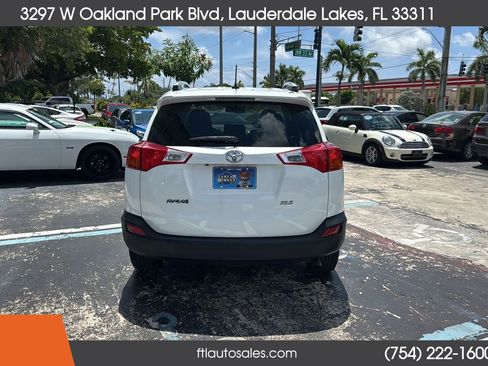 Used 2013 Toyota RAV4 XLE FWD image 10