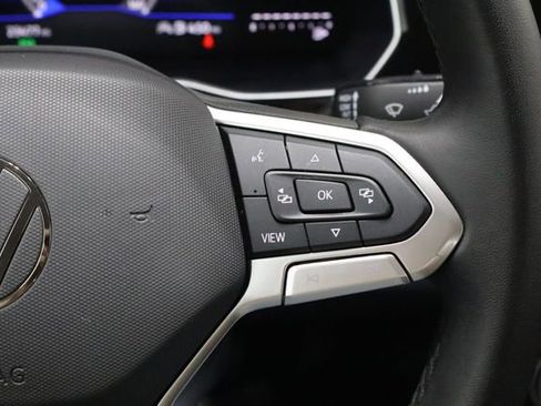 Used 2024 Volkswagen Jetta SE image 27