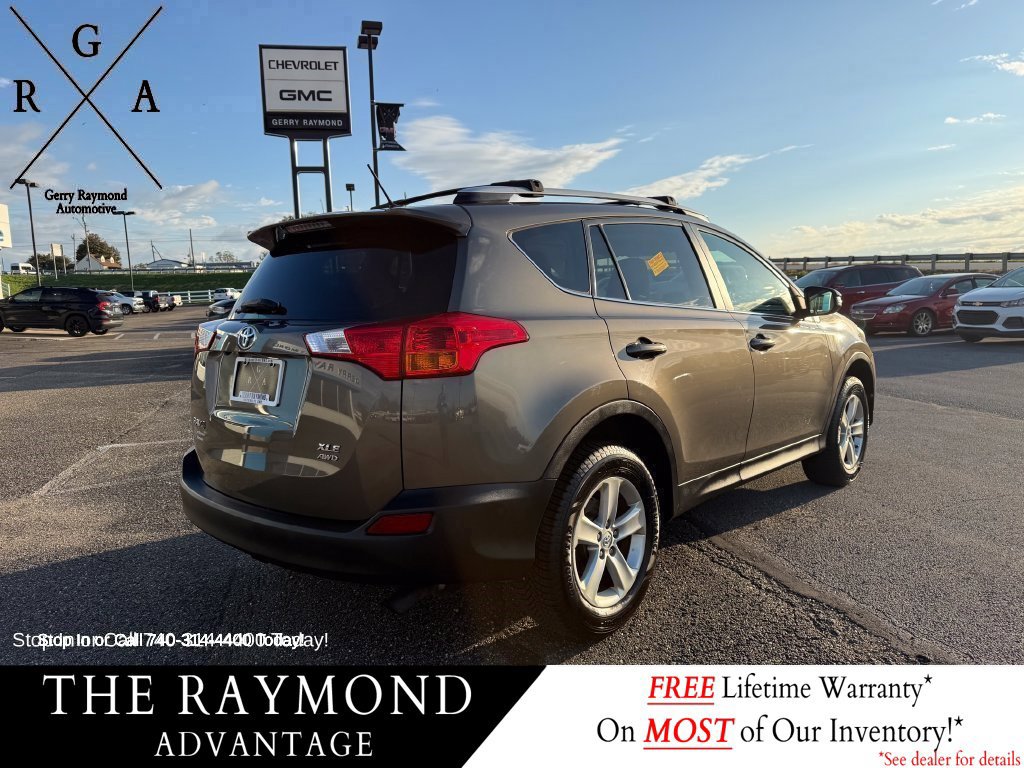 Used 2013 Toyota RAV4 XLE AWD/4WD image 3