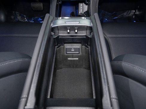 Certified 2026 Mercedes-Benz GLC 300 image 20