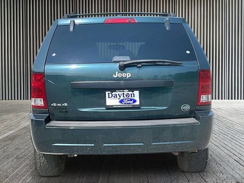 Used 2005 Jeep Grand Cherokee Laredo AWD/4WD image 4