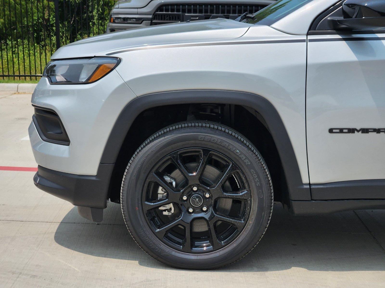 New 2026 Jeep Compass Latitude AWD/4WD image 9