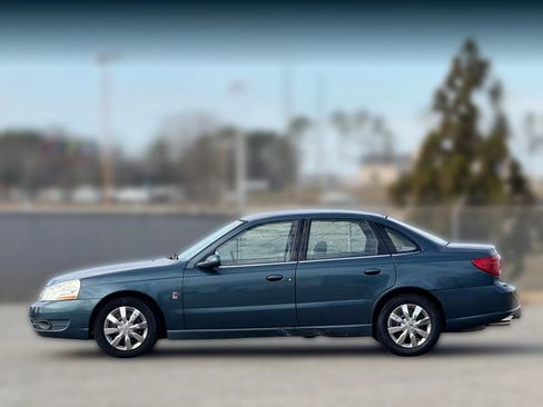 Used 2004 Saturn L-Series L300 image 8