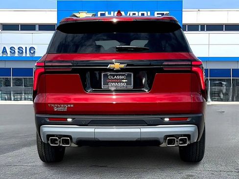 New 2026 Chevrolet Traverse LT image 4