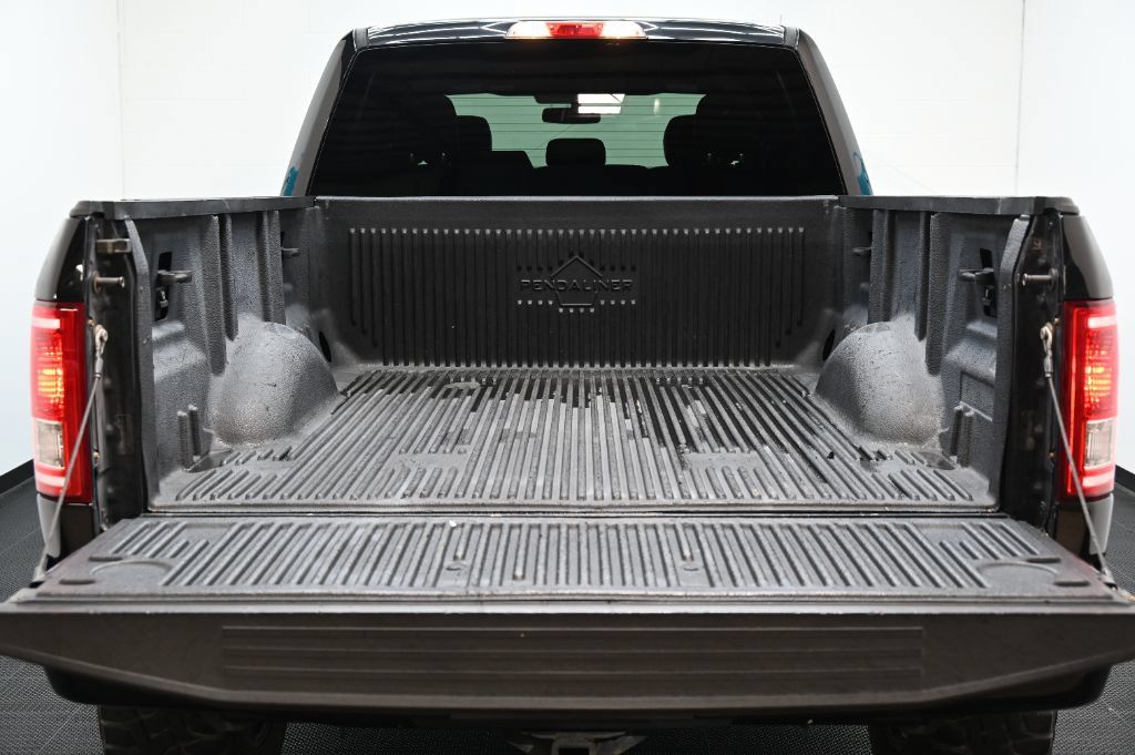 Used 2017 Ford F150 XLT w/ Equipment Group 301A Mid AWD/4WD image 17