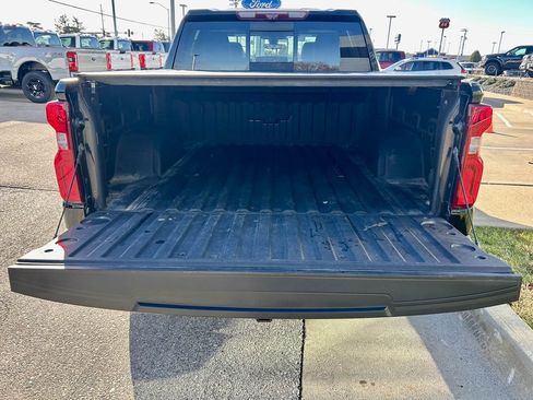 Used 2022 Chevrolet Silverado 1500 LTZ w/ LTZ Premium Package image 13