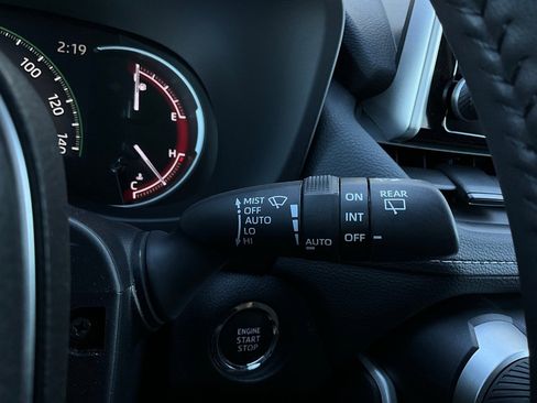 Used 2025 Toyota RAV4 XLE image 37