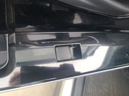 Used 2024 Toyota bZ4X XLE image 15