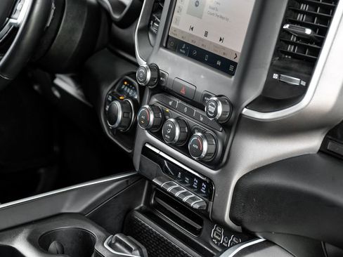 Used 2023 RAM 1500 Big Horn AWD/4WD image 32