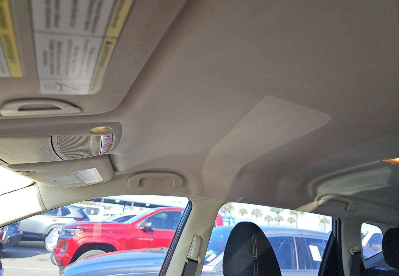 Used 2016 Nissan Rogue S FWD image 16